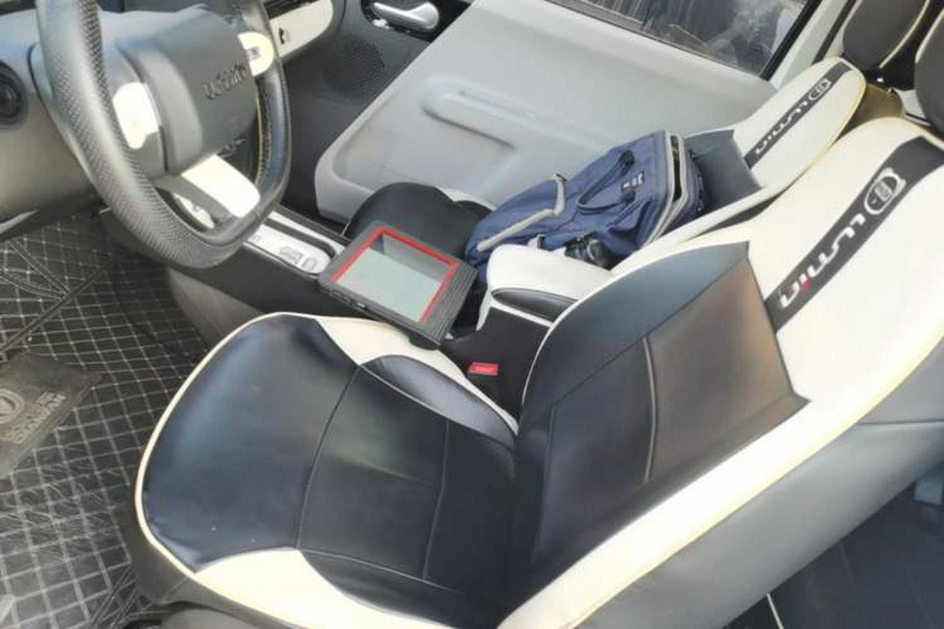 Used CHANGAN NEVO Lumin 2022 155 km – Refreshingly Sweet Edition Left Front Seat