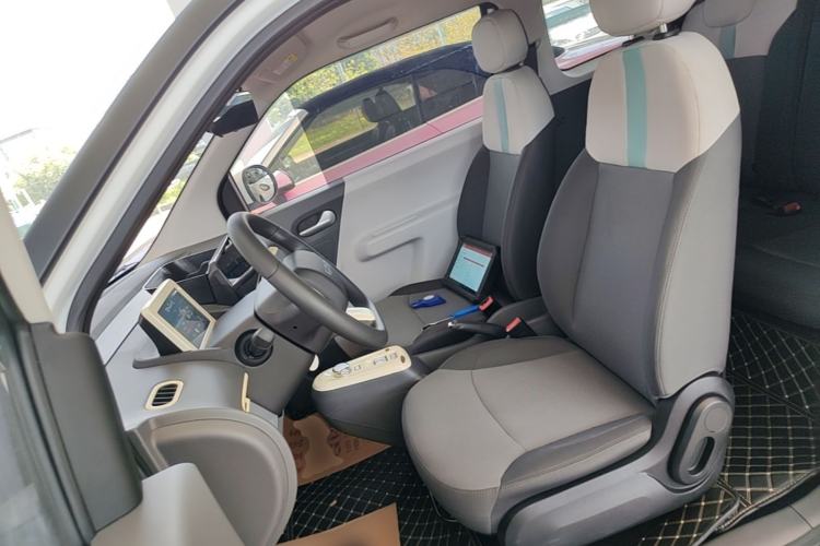 Used CHANGAN NEVO Lumin 2022 155 km – Refreshingly Sweet Edition Left Front Seat
