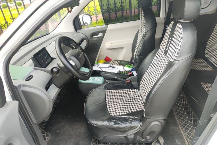 Used CHANGAN NEVO Lumin 2022 155 km – Refreshingly Sweet Edition Left Front Seat