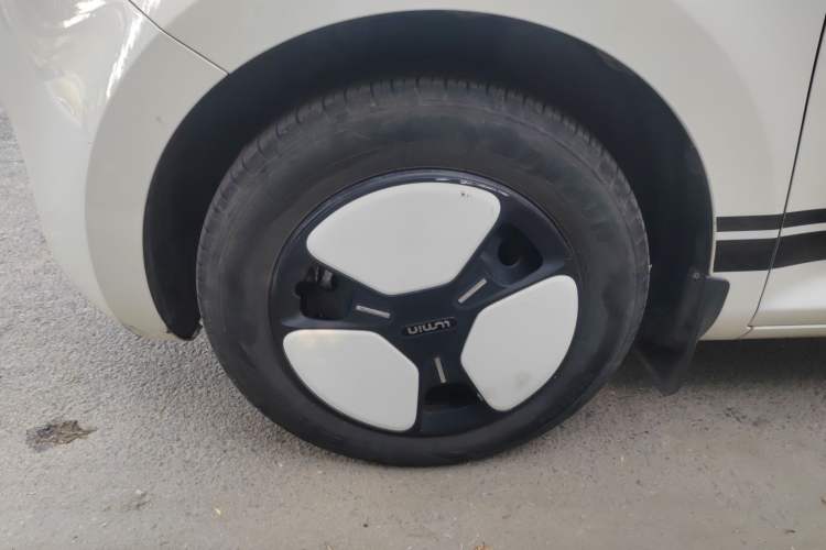 Used CHANGAN NEVO Lumin 2022 210km Sweet Edition Left Front Wheel Hub