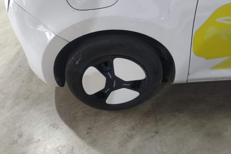 Used CHANGAN NEVO Lumin 2022 210km Sweet Edition Left Front Wheel Hub