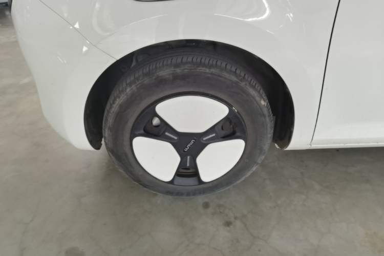 Used CHANGAN NEVO Lumin 2022 210km Sweet Edition Left Front Wheel Hub