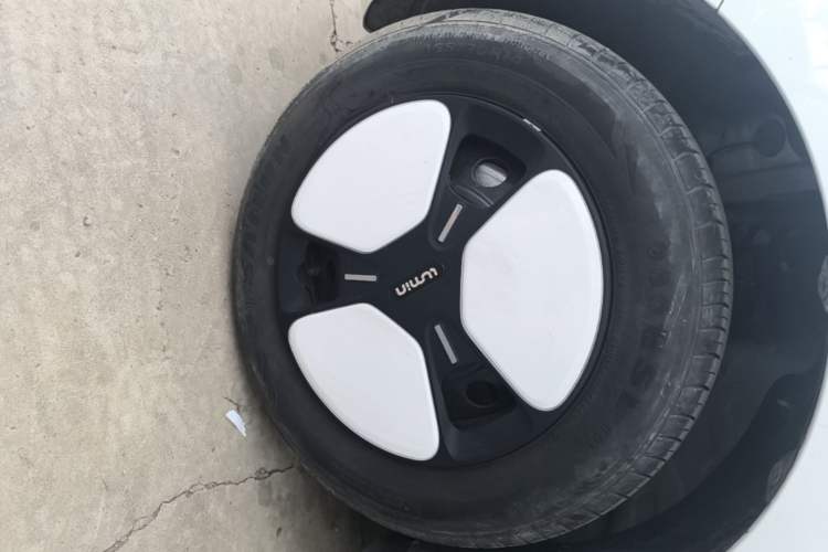 Used CHANGAN NEVO Lumin 2022 210km Sweet Edition Left Front Wheel Hub