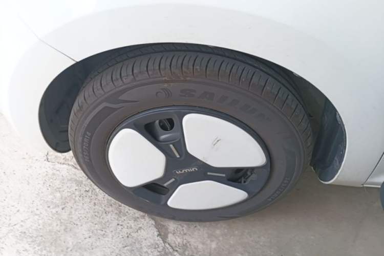 Used CHANGAN NEVO Lumin 2022 210km Sweet Edition Left Front Wheel Hub