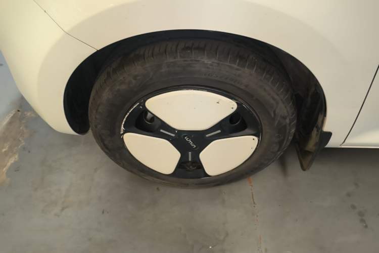 Used CHANGAN NEVO Lumin 2022 210km Sweet Edition Left Front Wheel Hub