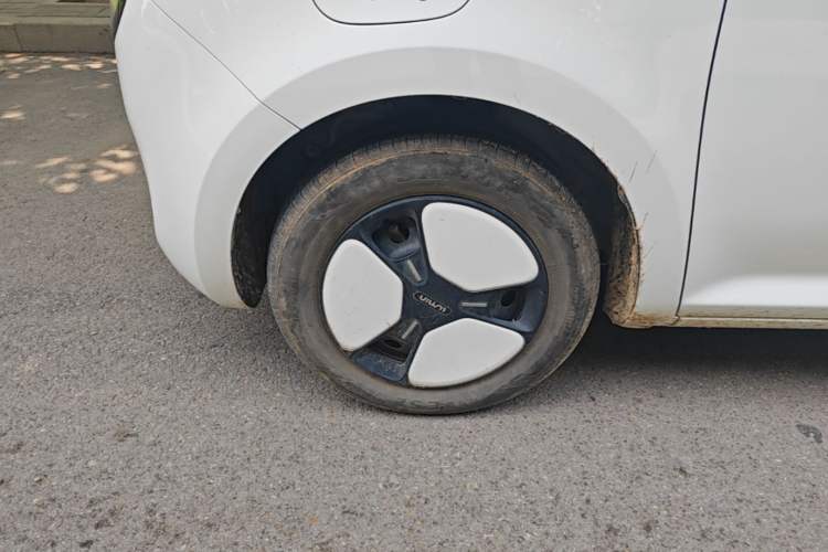 Used CHANGAN NEVO Lumin 2022 155 km – Refreshingly Sweet Edition Left Front Wheel Hub