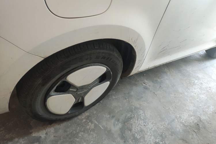 Used CHANGAN NEVO Lumin 2022 210km Sweet Edition Left Front Wheel Hub