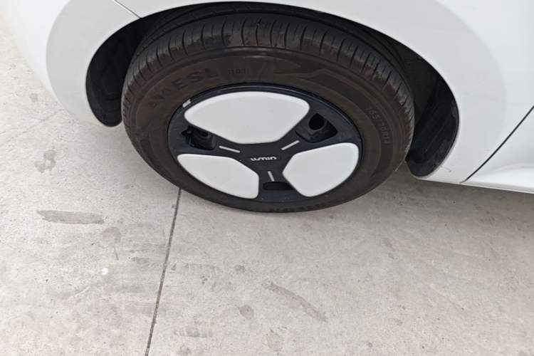 Used CHANGAN NEVO Lumin 2022 210km Sweet Edition Left Front Wheel Hub