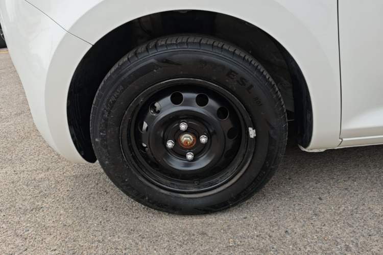 Used CHANGAN NEVO Lumin 2022 210km Sweet Edition Left Front Wheel Hub
