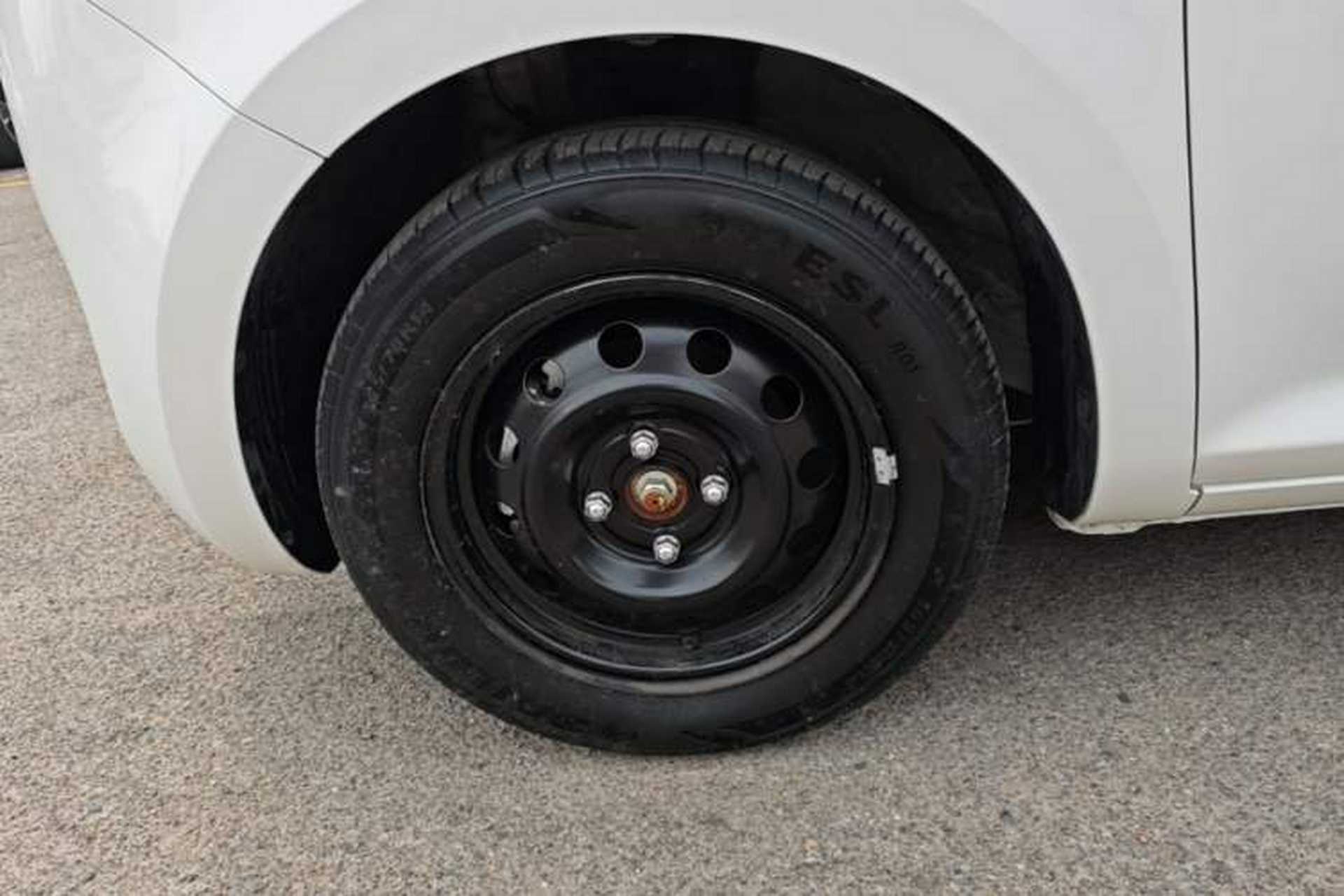 Used CHANGAN NEVO Lumin 2022 210km Sweet Edition Left Front Wheel Hub