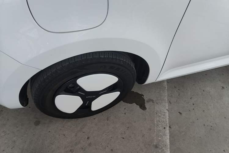 Used CHANGAN NEVO Lumin 2022 210km Sweet Edition Left Front Wheel Hub
