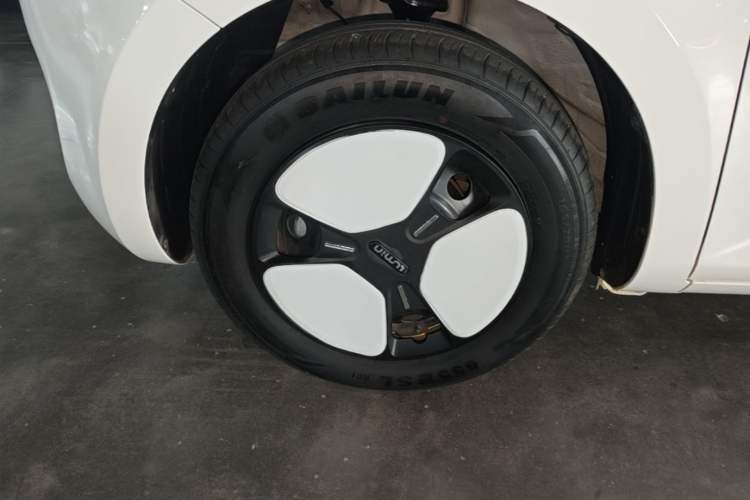Used CHANGAN NEVO Lumin 2022 210km Sweet Edition Left Front Wheel Hub