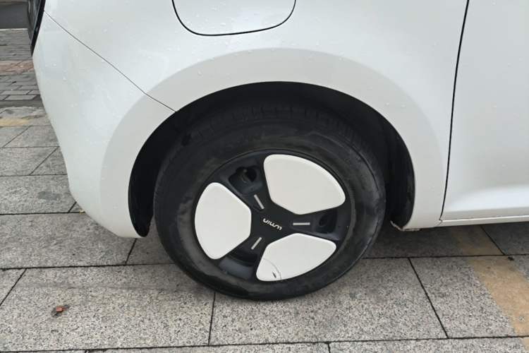 Used CHANGAN NEVO Lumin 2022 210km Sweet Edition Left Front Wheel Hub