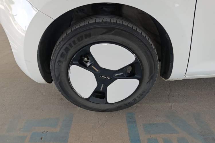 Used CHANGAN NEVO Lumin 2022 210km Sweet Edition Left Front Wheel Hub