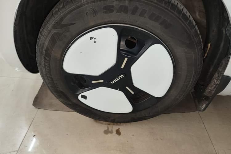 Used CHANGAN NEVO Lumin 2022 210km Sweet Edition Left Front Wheel Hub