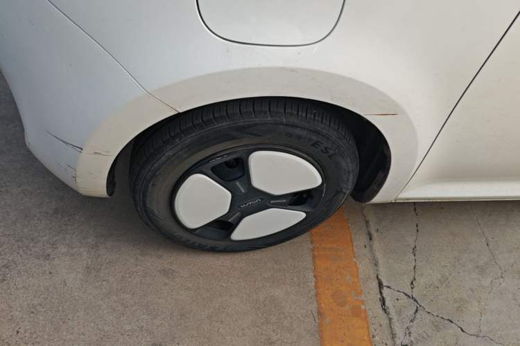 Used CHANGAN NEVO Lumin 2022 210km Sweet Edition Left Front Wheel Hub