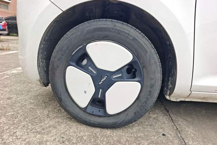 Used CHANGAN NEVO Lumin 2022 210km Sweet Edition Left Front Wheel Hub