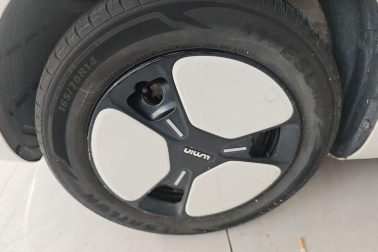 Used CHANGAN NEVO Lumin 2022 210km Sweet Edition Left Front Wheel Hub