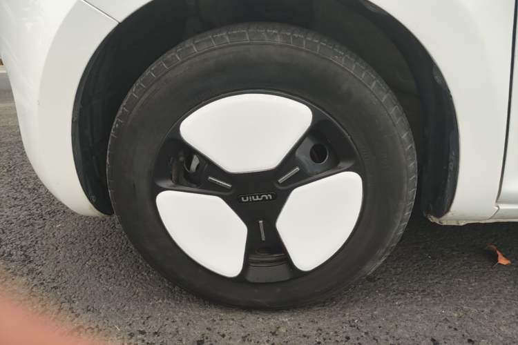 Used CHANGAN NEVO Lumin 2022 210km Sweet Edition Left Front Wheel Hub