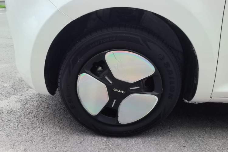 Used CHANGAN NEVO Lumin 2022 155 km – Refreshingly Sweet Edition Left Front Wheel Hub