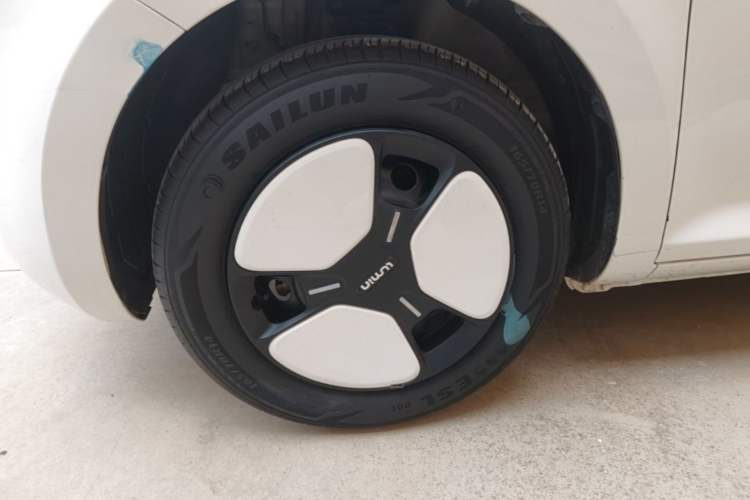 Used CHANGAN NEVO Lumin 2022 210km Sweet Edition Left Front Wheel Hub