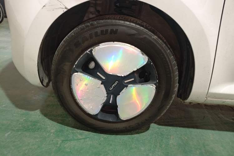 Used CHANGAN NEVO Lumin 2022 155 km – Refreshingly Sweet Edition Left Front Wheel Hub