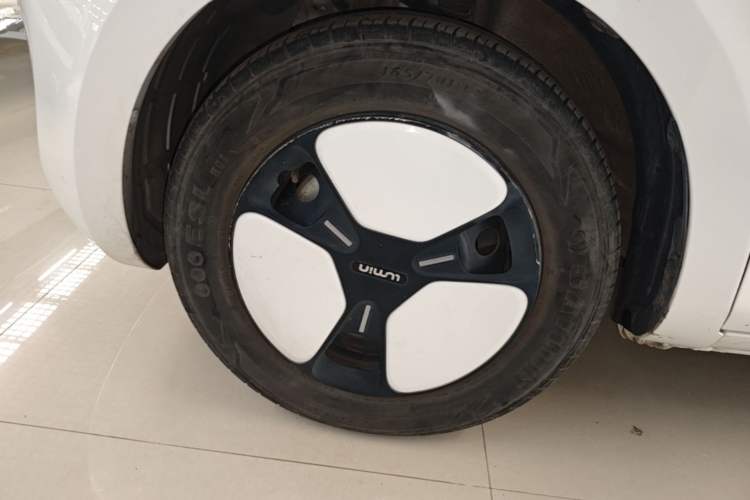 Used CHANGAN NEVO Lumin 2022 210km Sweet Edition Left Front Wheel Hub