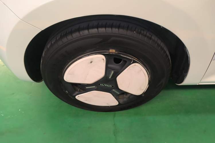 Used CHANGAN NEVO Lumin 2022 210km Sweet Edition Left Front Wheel Hub