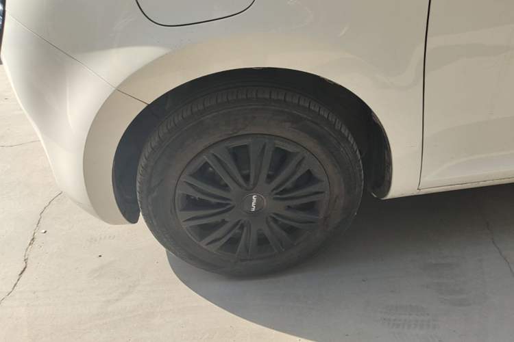 Used CHANGAN NEVO Lumin 2022 210km Sweet Edition Left Front Wheel Hub