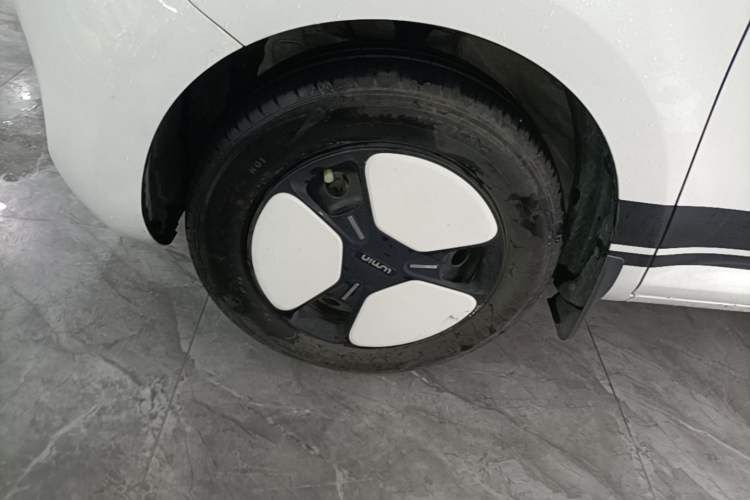 Used CHANGAN NEVO Lumin 2022 210km Sweet Edition Left Front Wheel Hub