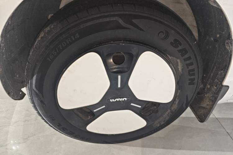 Used CHANGAN NEVO Lumin 2022 210km Sweet Edition Left Front Wheel Hub