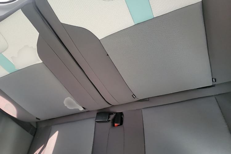 Used CHANGAN NEVO Lumin 2022 155 km – Refreshingly Sweet Edition Left Rear Seat