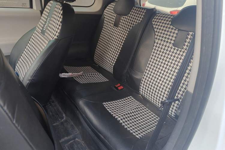 Used CHANGAN NEVO Lumin 2022 210km Sweet Edition Left Rear Seat