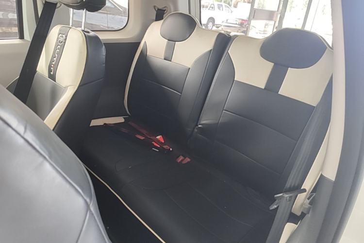 Used CHANGAN NEVO Lumin 2022 210km Sweet Edition Left Rear Seat
