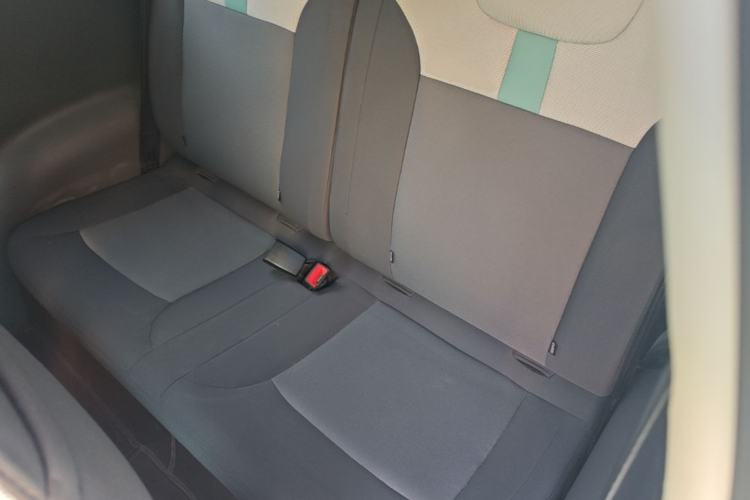Used CHANGAN NEVO Lumin 2022 155 km – Refreshingly Sweet Edition Left Rear Seat