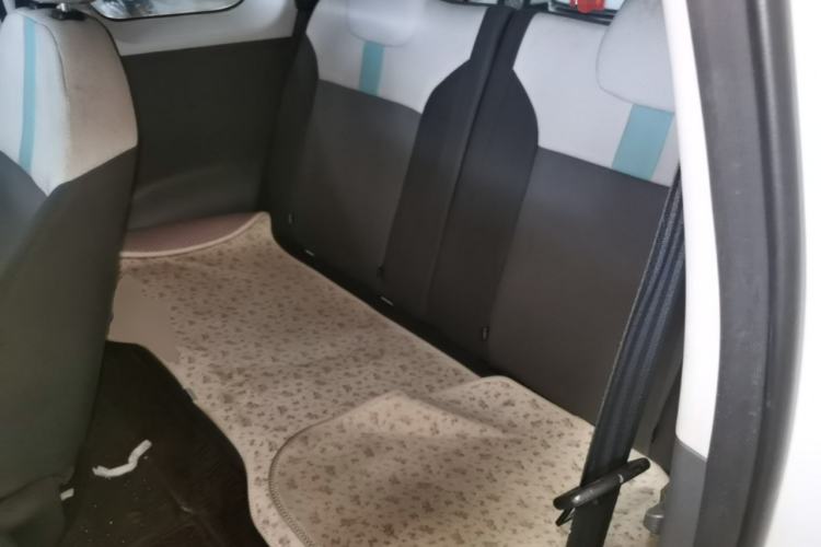 Used CHANGAN NEVO Lumin 2022 155 km – Refreshingly Sweet Edition Left Rear Seat
