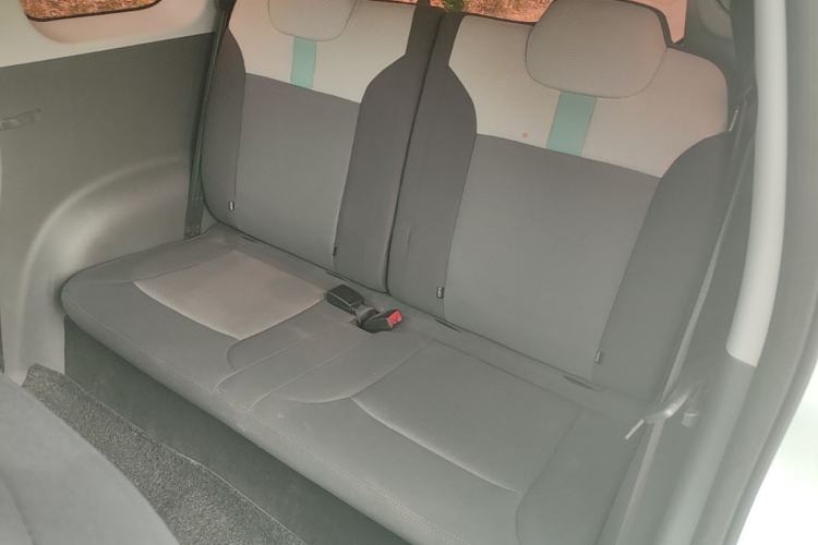 Used CHANGAN NEVO Lumin 2022 155 km – Refreshingly Sweet Edition Left Rear Seat