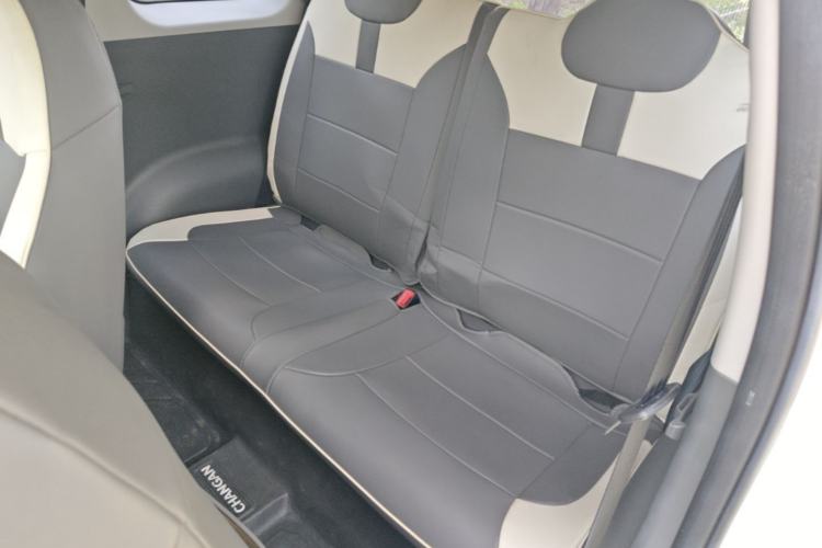Used CHANGAN NEVO Lumin 2022 155 km – Refreshingly Sweet Edition Left Rear Seat