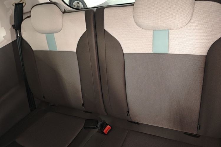Used CHANGAN NEVO Lumin 2022 155 km – Refreshingly Sweet Edition Left Rear Seat
