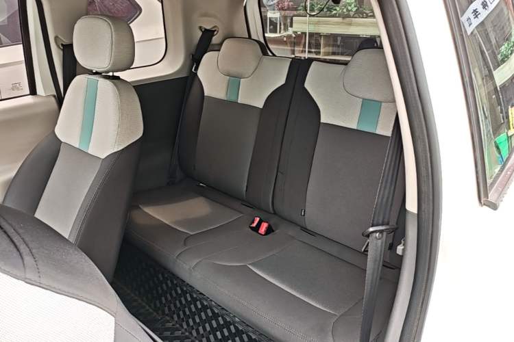 Used CHANGAN NEVO Lumin 2022 210km Sweet Edition Left Rear Seat
