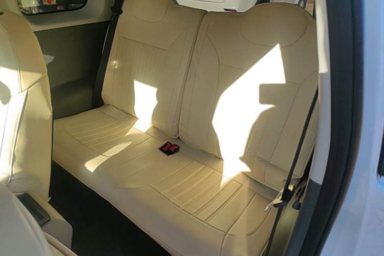 Used CHANGAN NEVO Lumin 2022 210km Sweet Edition Left Rear Seat