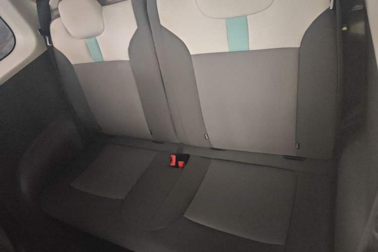 Used CHANGAN NEVO Lumin 2022 210km Sweet Edition Left Rear Seat