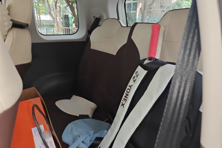 Used CHANGAN NEVO Lumin 2022 210km Sweet Edition Left Rear Seat