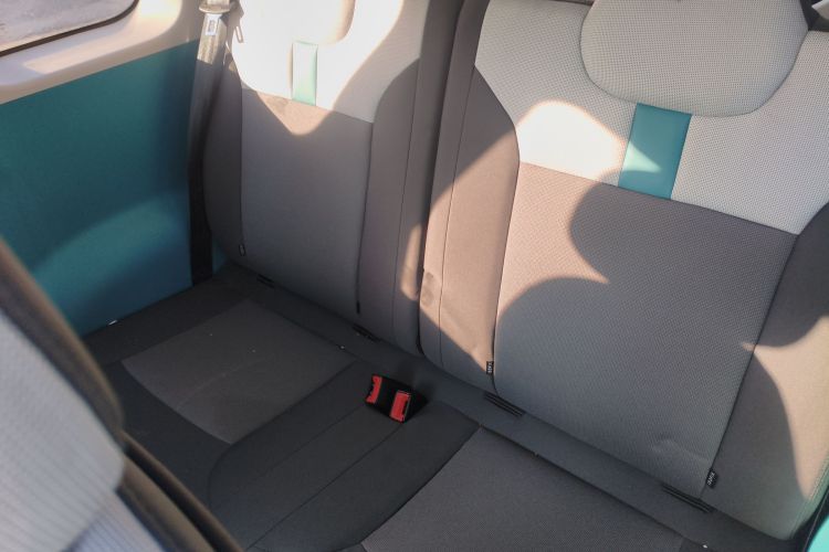 Used CHANGAN NEVO Lumin 2022 155 km – Refreshingly Sweet Edition Left Rear Seat