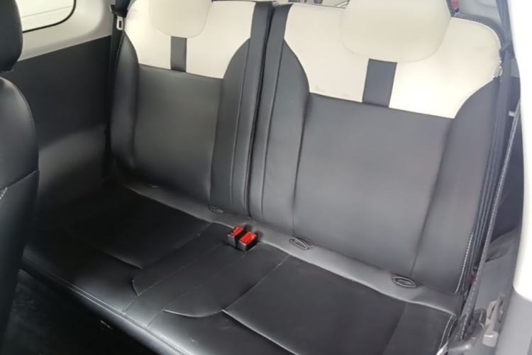 Used CHANGAN NEVO Lumin 2022 155 km – Refreshingly Sweet Edition Left Rear Seat