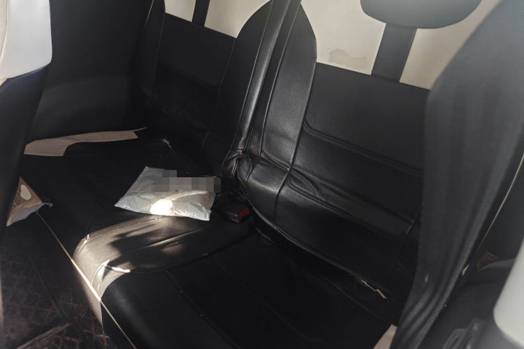 Used CHANGAN NEVO Lumin 2022 301km Honey-Sweet Version Left Rear Seat