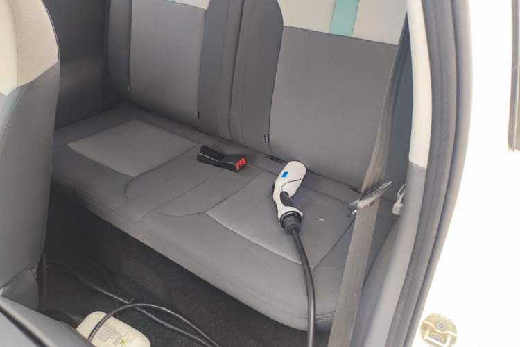 Used CHANGAN NEVO Lumin 2022 210km Sweet Edition Left Rear Seat