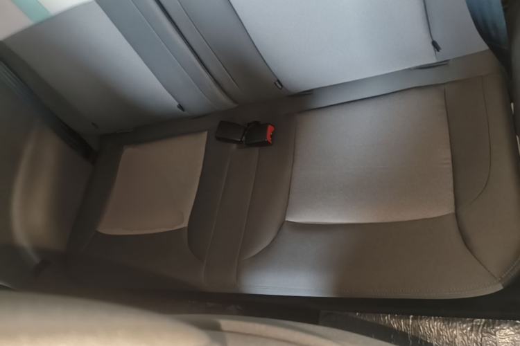 Used CHANGAN NEVO Lumin 2022 155 km – Refreshingly Sweet Edition Left Rear Seat