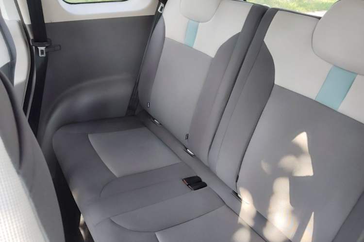 Used CHANGAN NEVO Lumin 2022 210km Sweet Edition Left Rear Seat