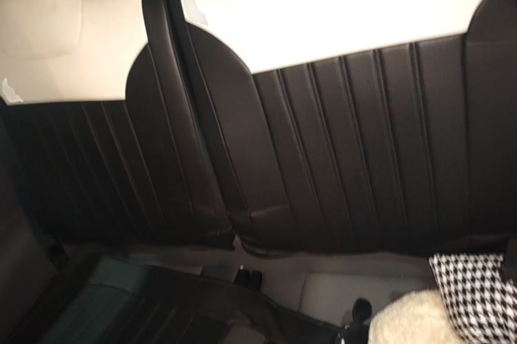 Used CHANGAN NEVO Lumin 2022 155 km – Refreshingly Sweet Edition Left Rear Seat